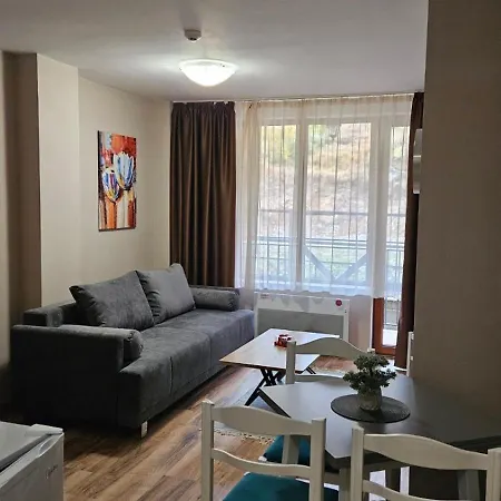 Minkov Apartments, - замъка 2 Apartment Pamporovo